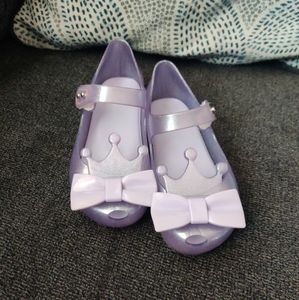 Mini Melissa crown bow lavender size 11